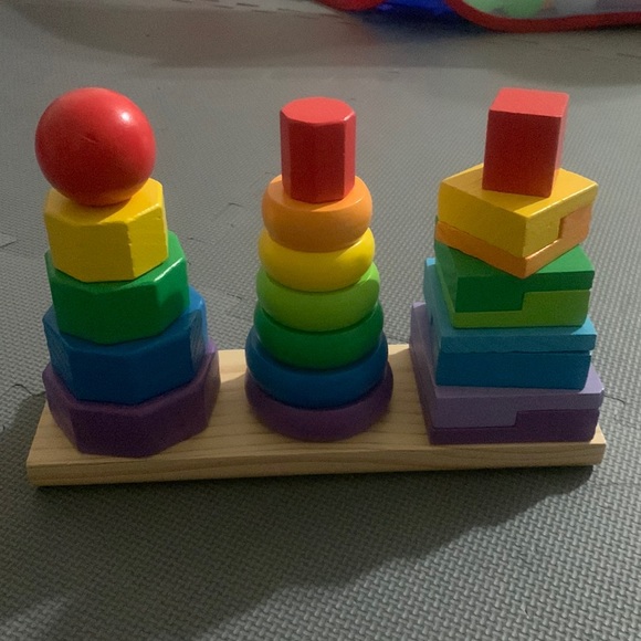 Melissa and Doug M & D Geometric Stacker - Picture 1 of 4